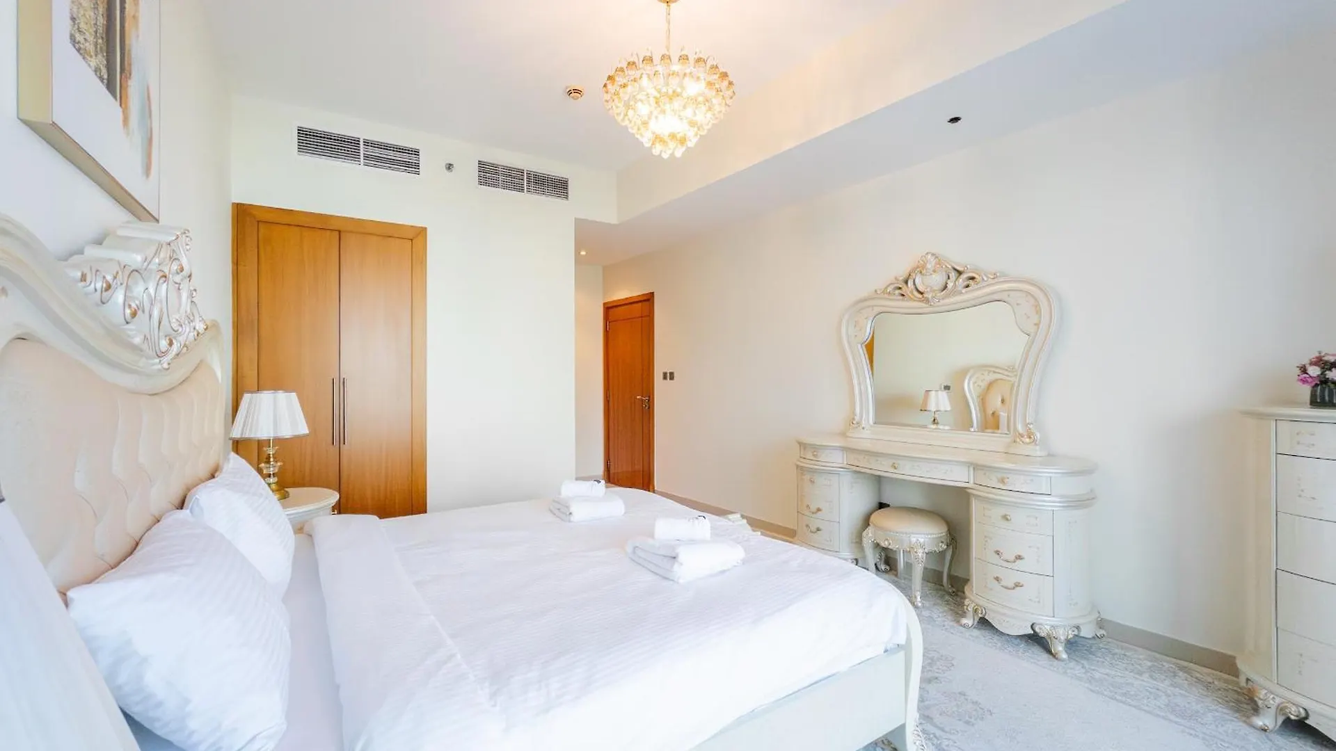 Apartment Luxury 2 Bdr Apartment, Overlooking Palm Jumeirah Dubai