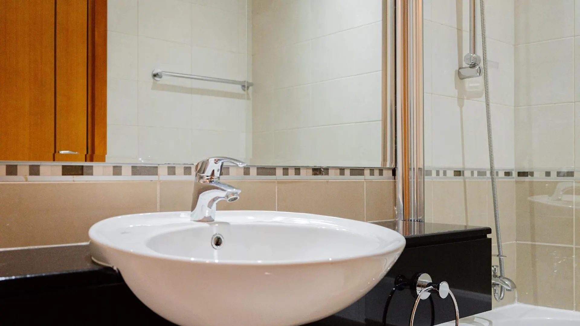 Luxury 2 Bdr Apartment, Overlooking Palm Jumeirah Dubai 0*,  United Arab Emirates