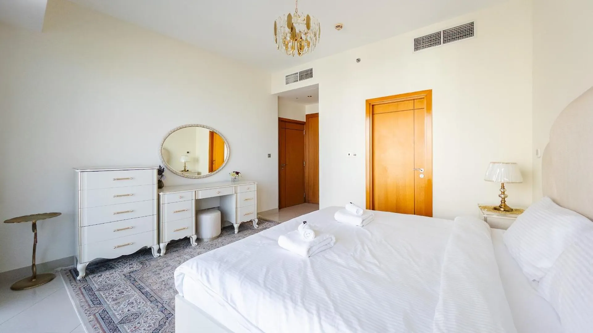 Luxury 2 Bdr Apartment, Overlooking Palm Jumeirah Dubaï