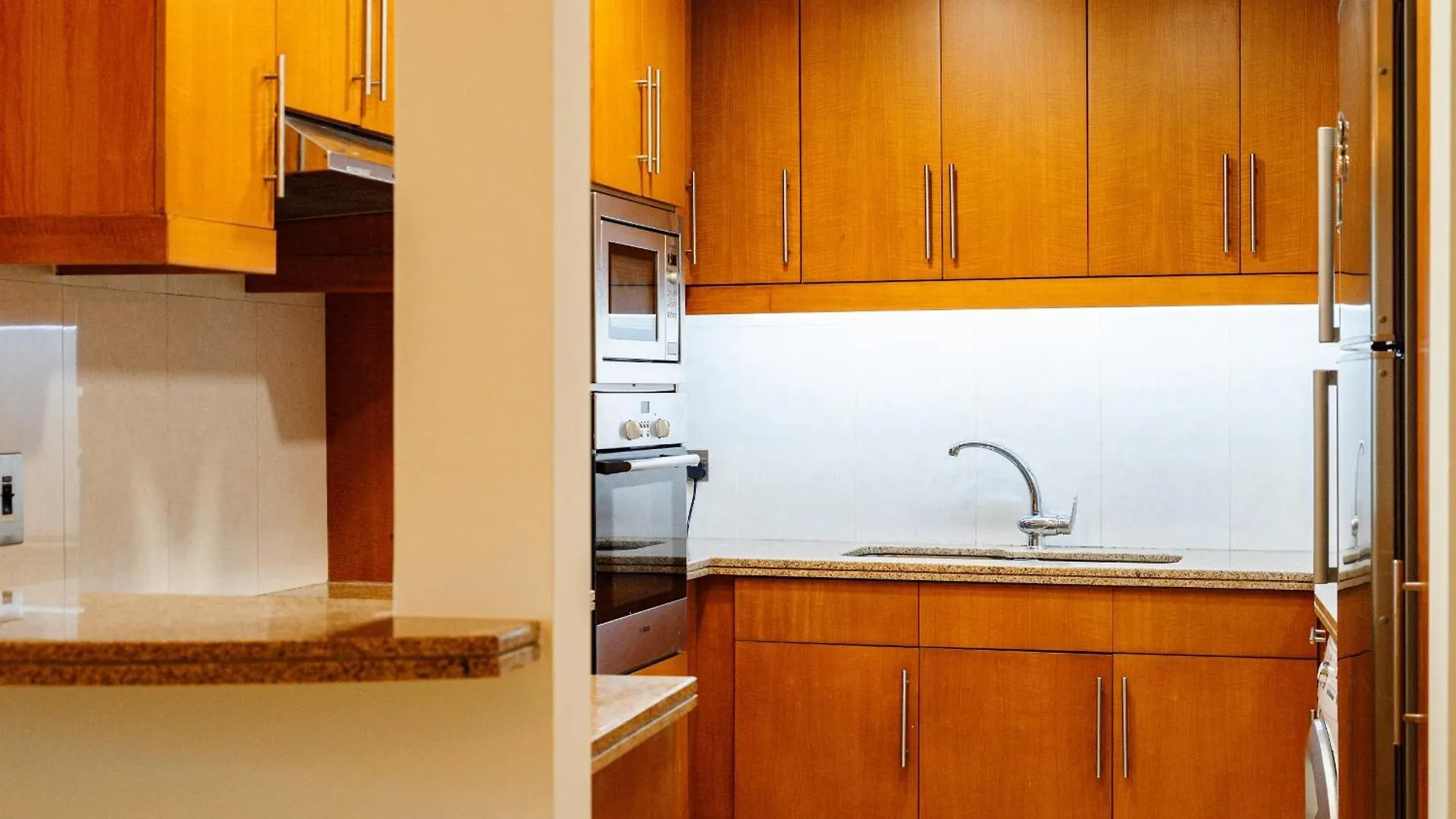 Luxury 2 Bdr Apartment, Overlooking Palm Jumeirah Dubaï